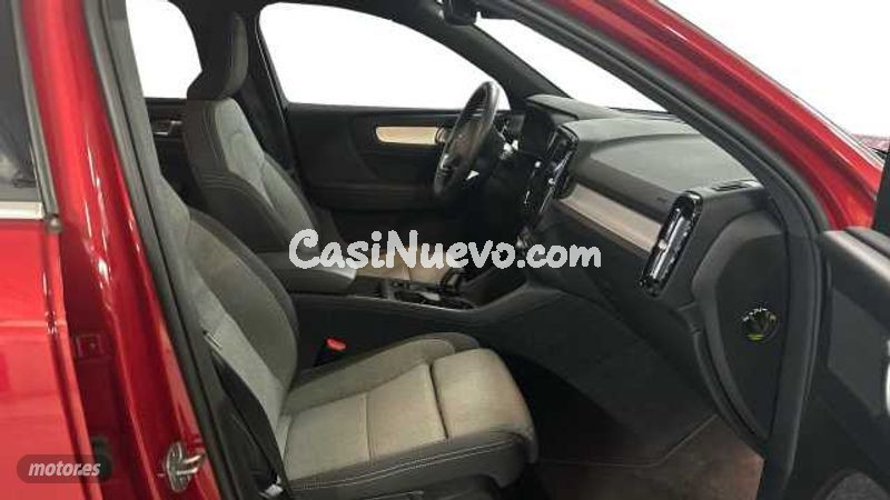 Volvo XC40 - foto 9