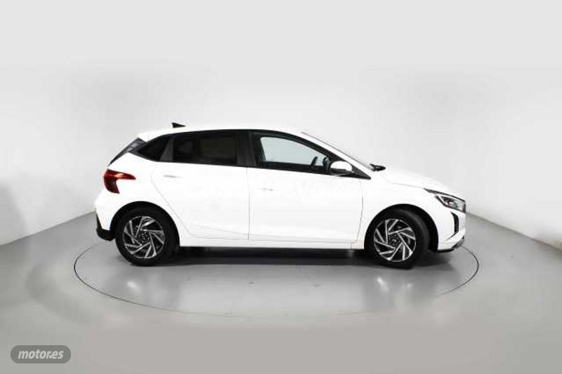 Hyundai i20 - foto 16
