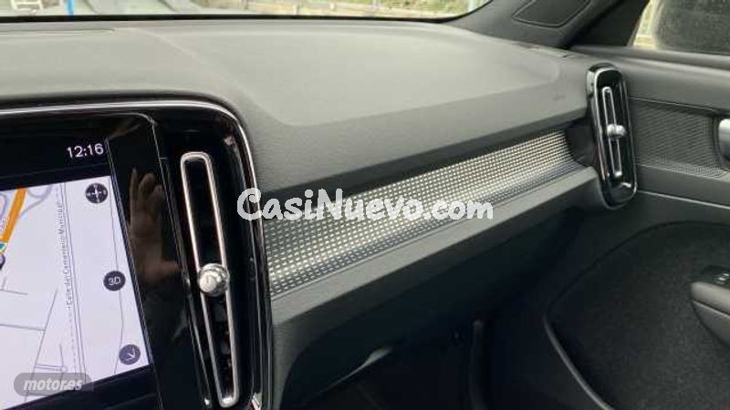 Volvo XC40 - foto 18