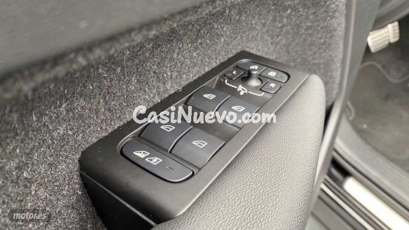 Volvo XC40 - foto 23