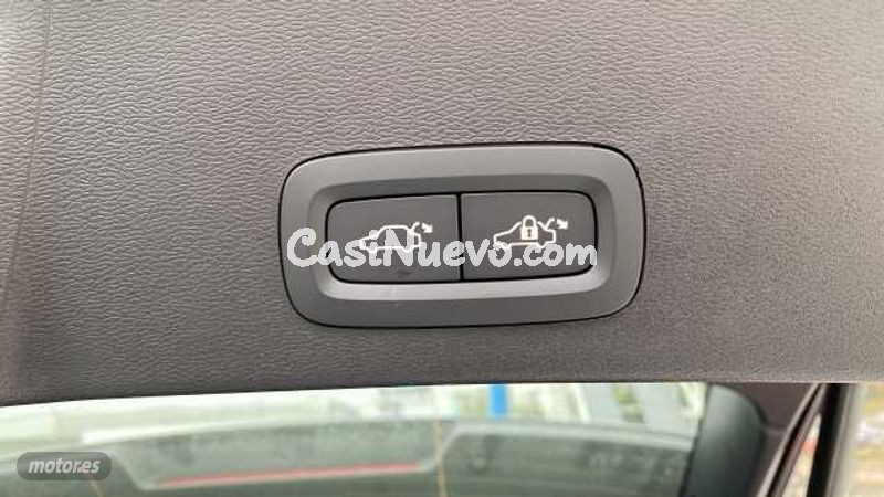 Volvo XC40 - foto 33