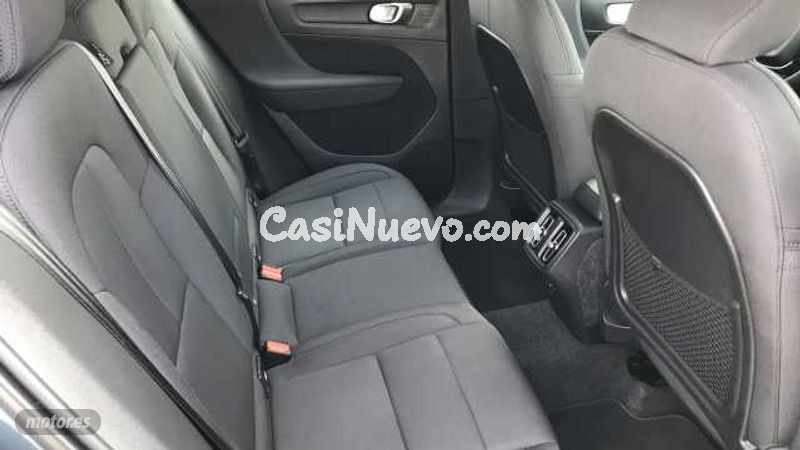 Volvo XC40 - foto 9