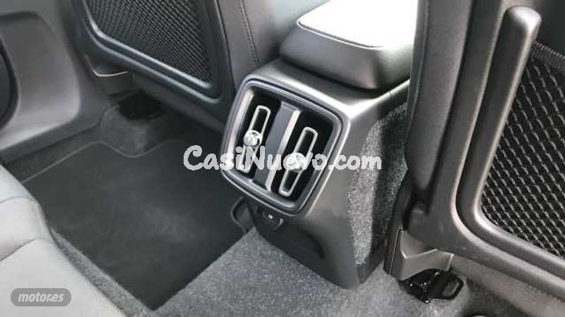 Volvo XC40 - foto 25