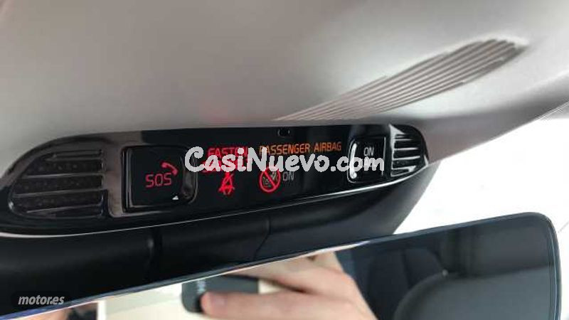 Volvo XC40 - foto 29