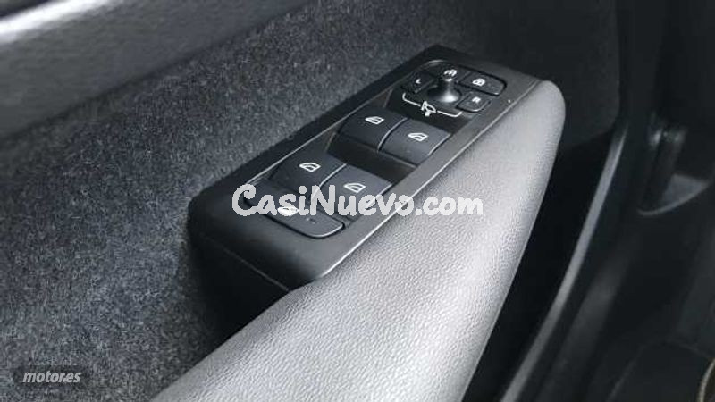 Volvo XC40 - foto 31