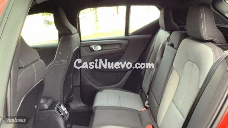 Volvo XC40 - foto 12