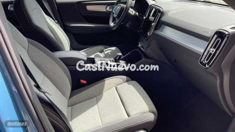 Volvo XC40 - foto 8
