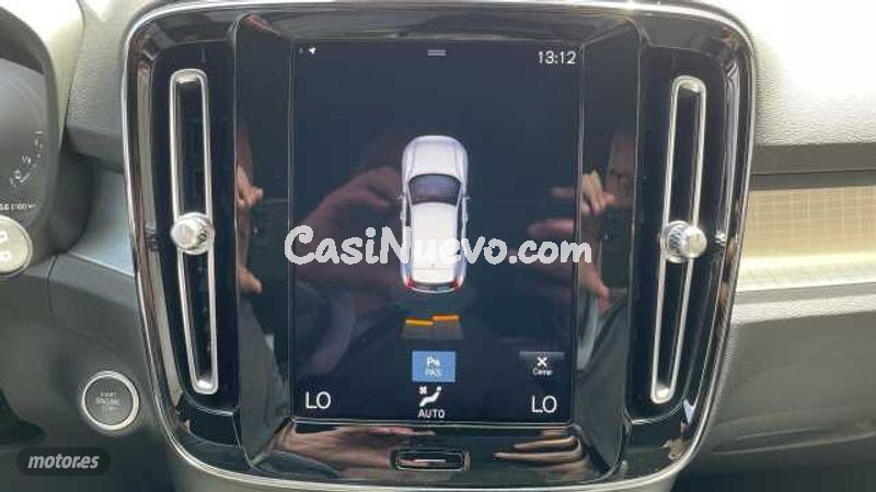 Volvo XC40 - foto 18