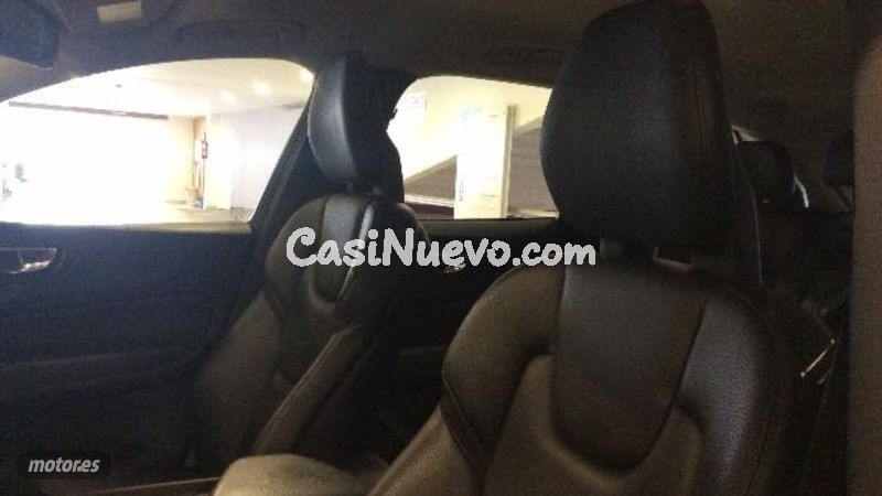 Volvo XC 60 - foto 18
