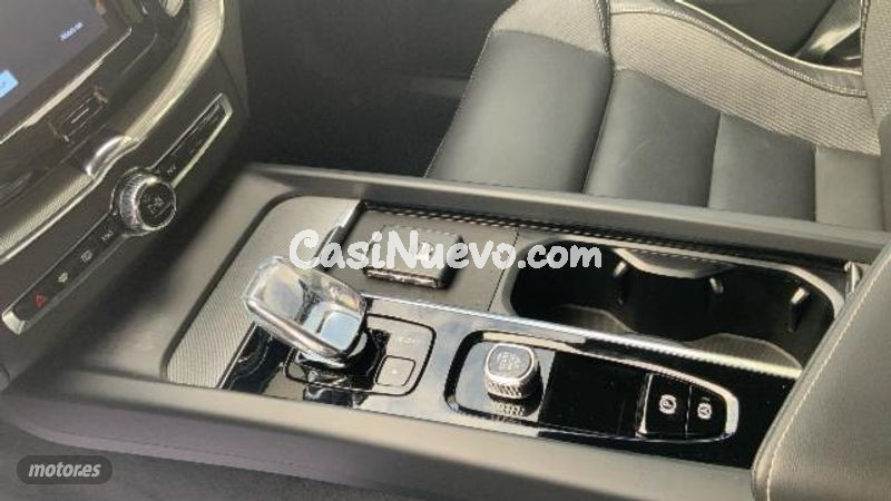 Volvo XC 60 - foto 16