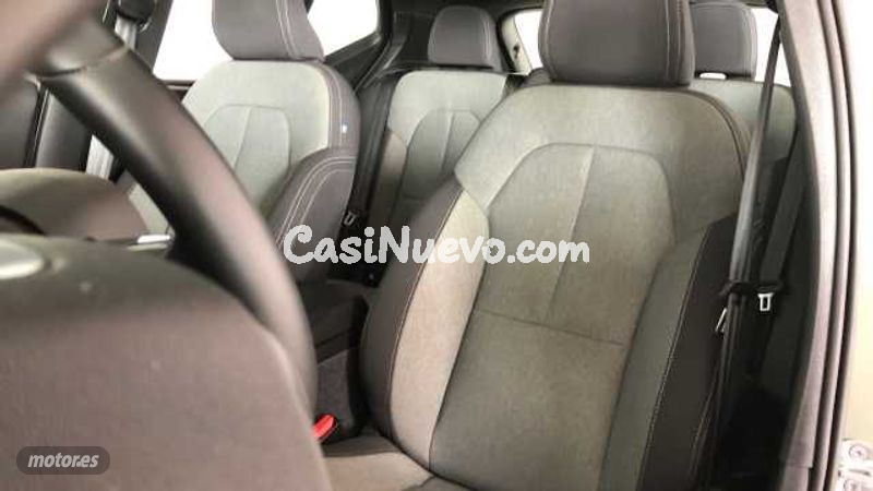 Volvo XC40 - foto 10