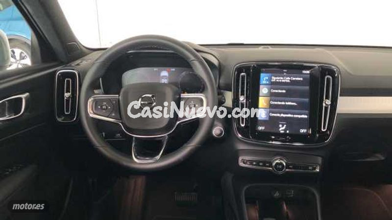 Volvo XC40 - foto 13