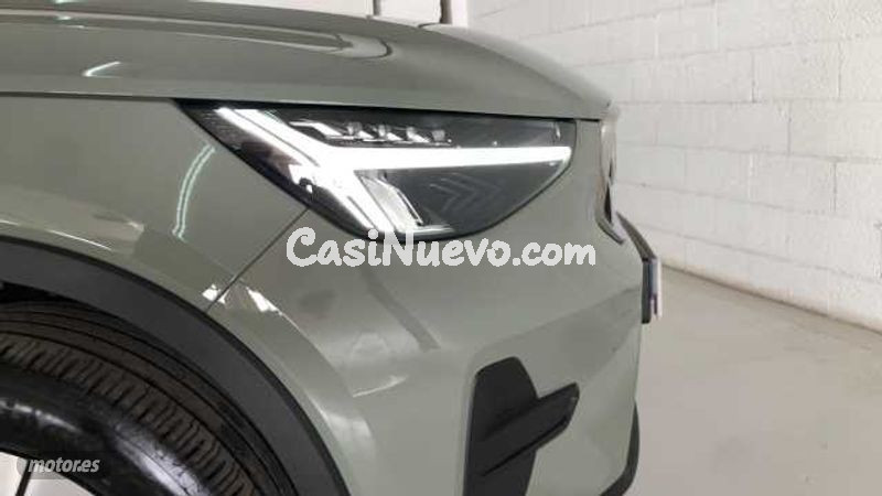 Volvo XC40 - foto 27