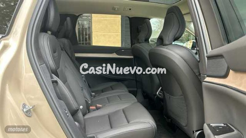 Volvo EX90 - foto 22