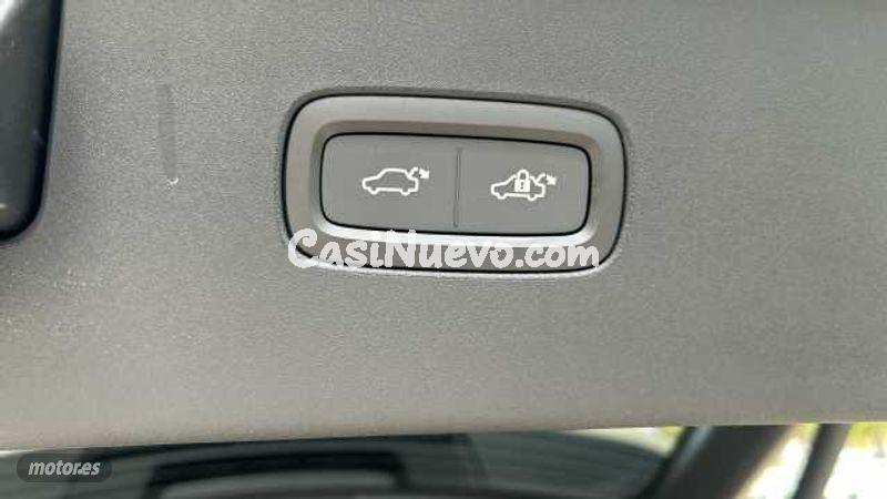 Volvo EX90 - foto 24