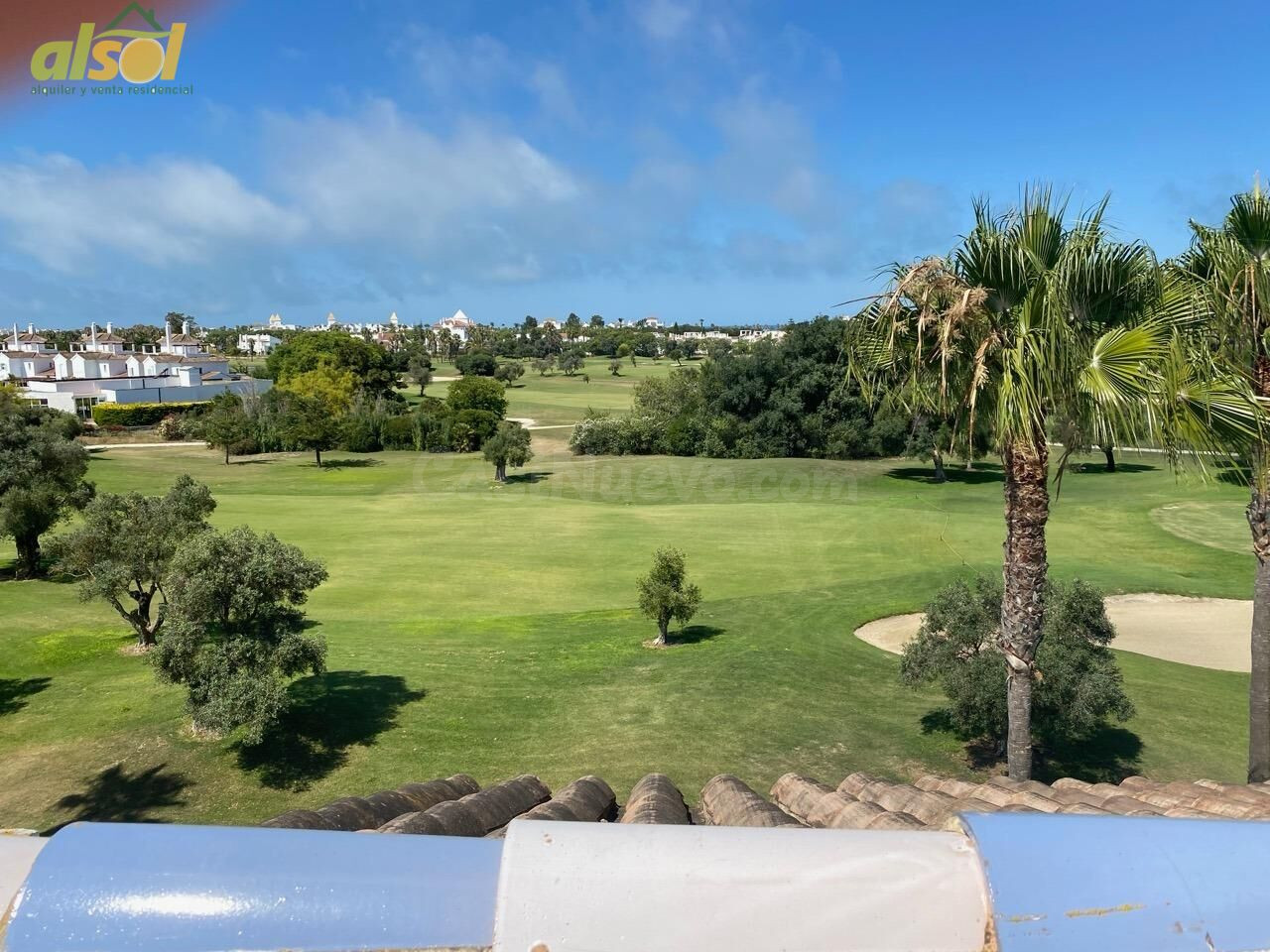 Inmejorable oportunidad en Costa Ballena con vistas al campo de golf - foto 3