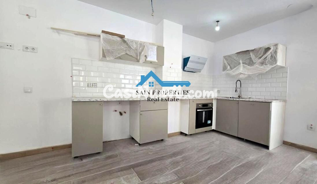 Bajo de 2 dormitorios totalmente reformado a estrenar en el 