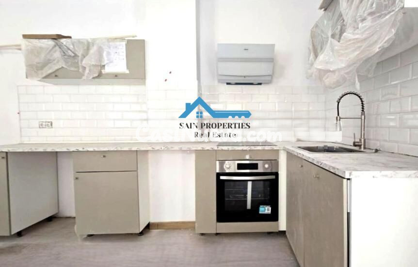 Bajo de 2 dormitorios totalmente reformado a estrenar en el  - foto 3