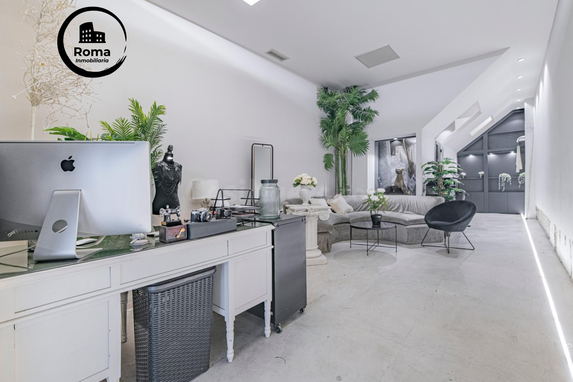 Se vende espectacular espacio comercial reformado en el cora