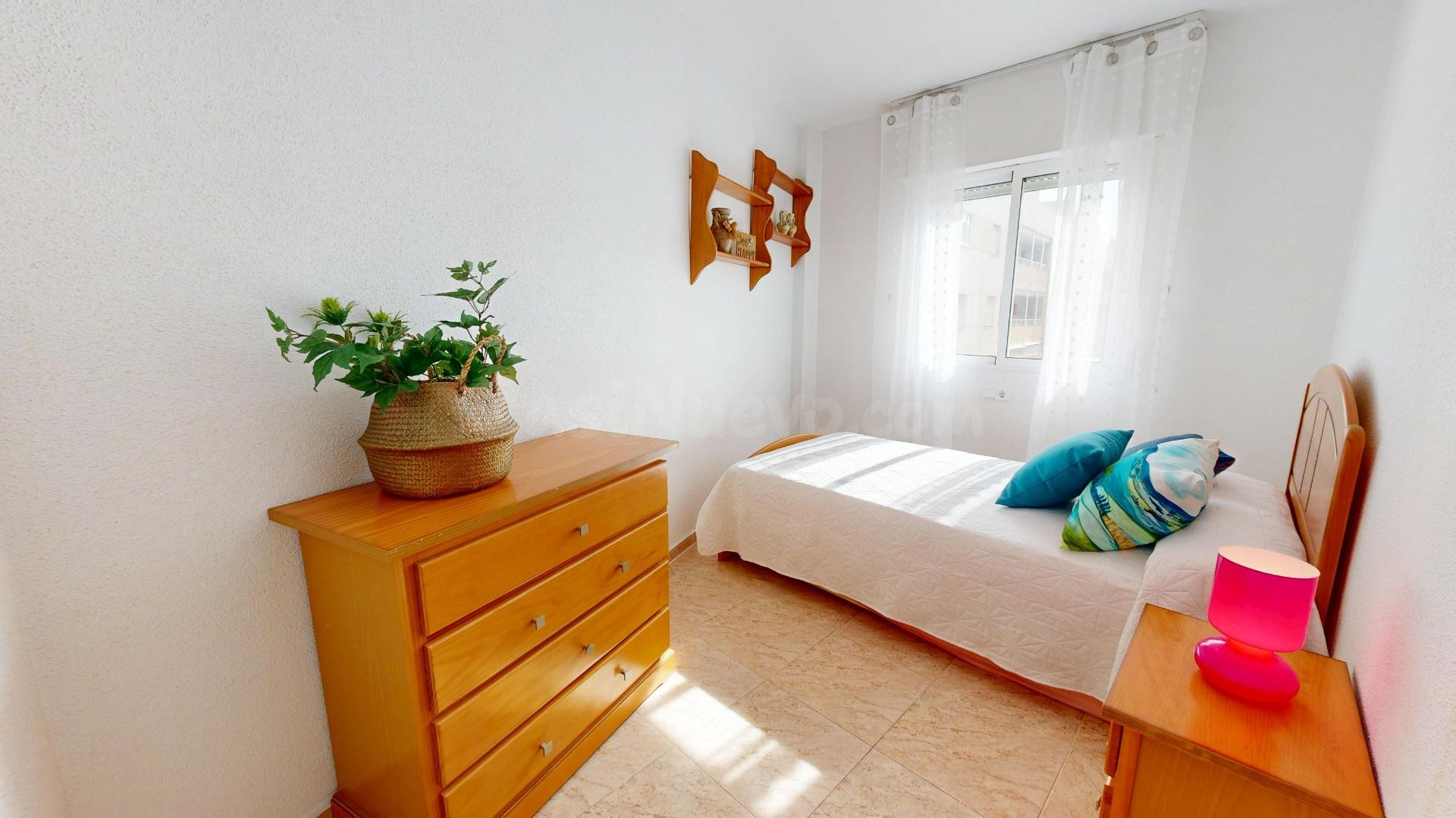Tu nuevo hogar de verano en Torrevieja! - foto 4