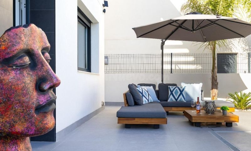 VILLA DE 3 DORMITORIOS Y 2 BAÑOS EN ALGORFA (ALICANTE) - foto 4