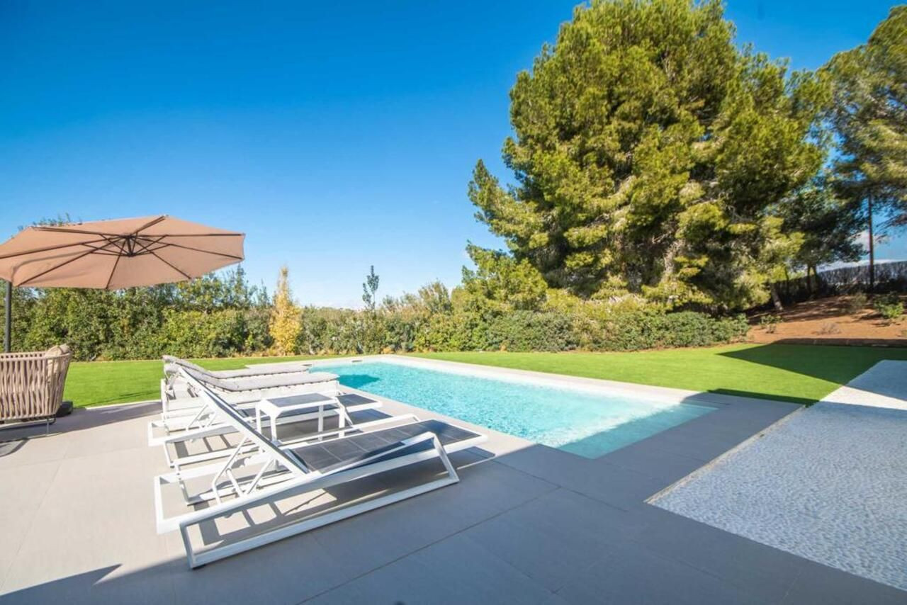 VILLA DE 4 DORMITORIOS Y 4 BAÑOS EN COLINAS GOLF (ORIHUELA C - foto 5