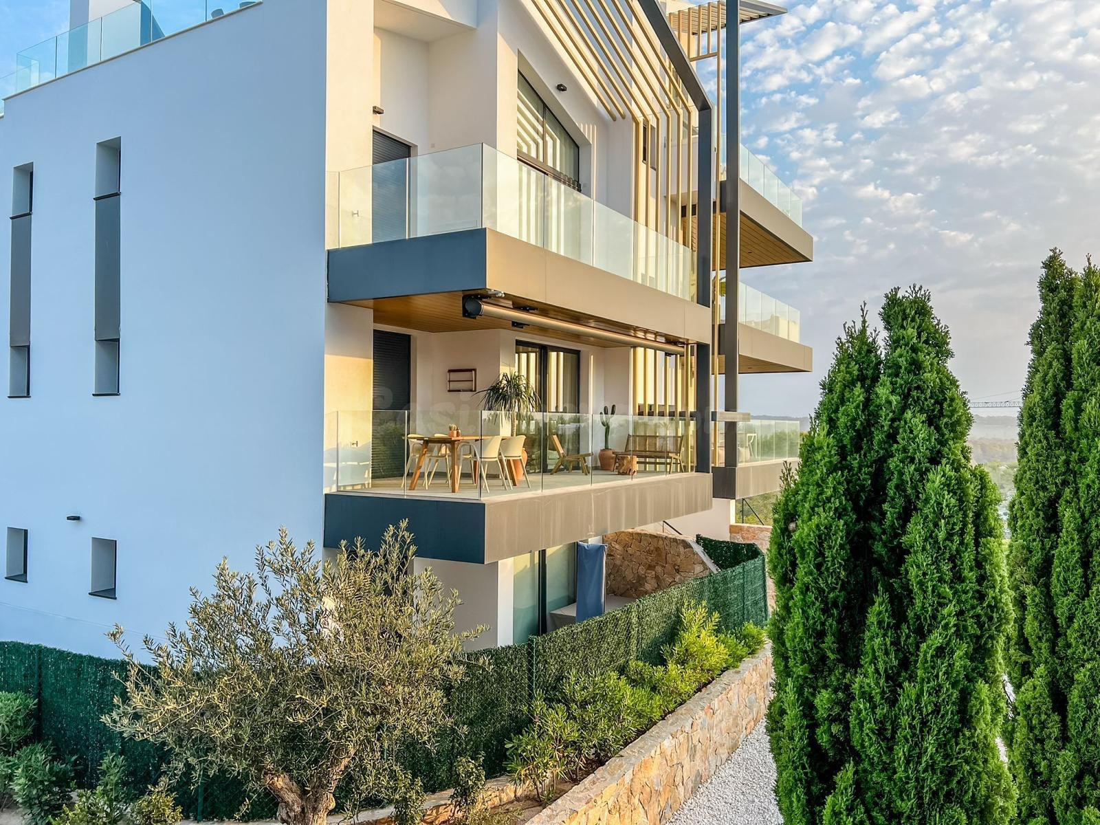 APARTAMENTO DE 2 DORMITORIOS EN LA EXCLUSIVA ZONA DE LAS COL - foto 2