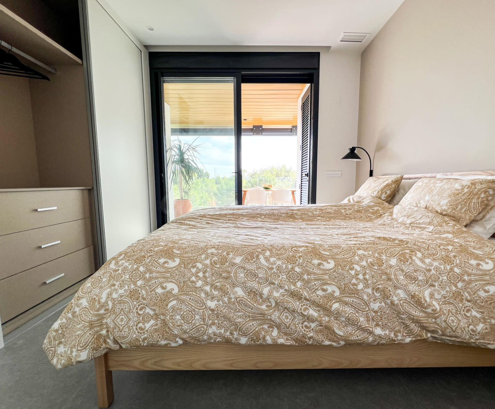 APARTAMENTO DE 2 DORMITORIOS EN LA EXCLUSIVA ZONA DE LAS COL - foto 5