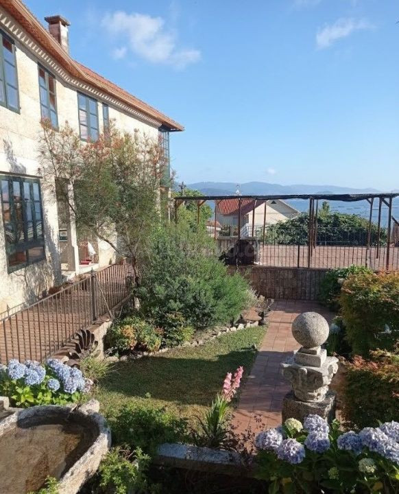 EN VENTA CASA DE PIEDRA EN COMBARRO - foto 2