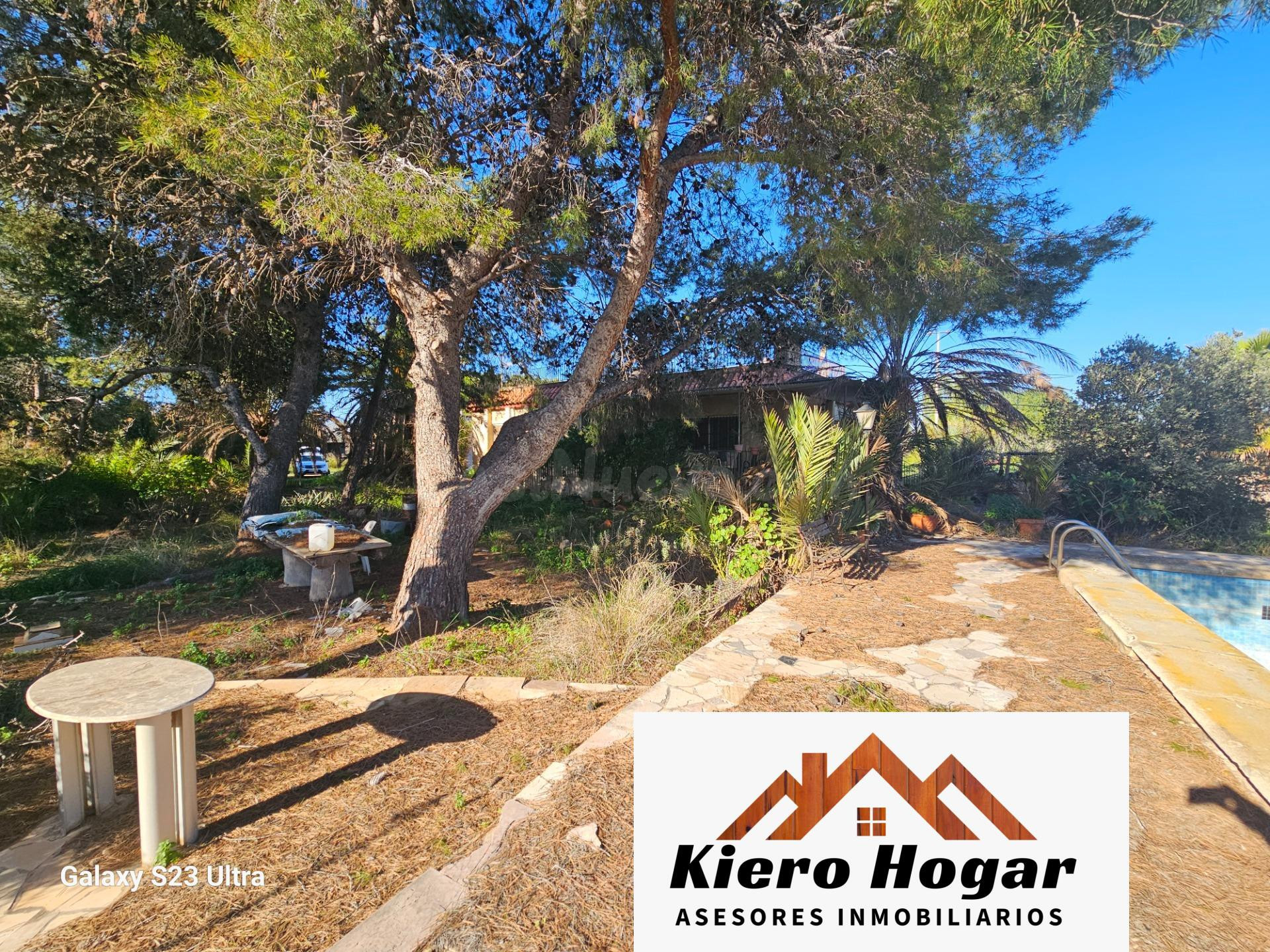 SE VENDE CAMPO EN EL ALTET