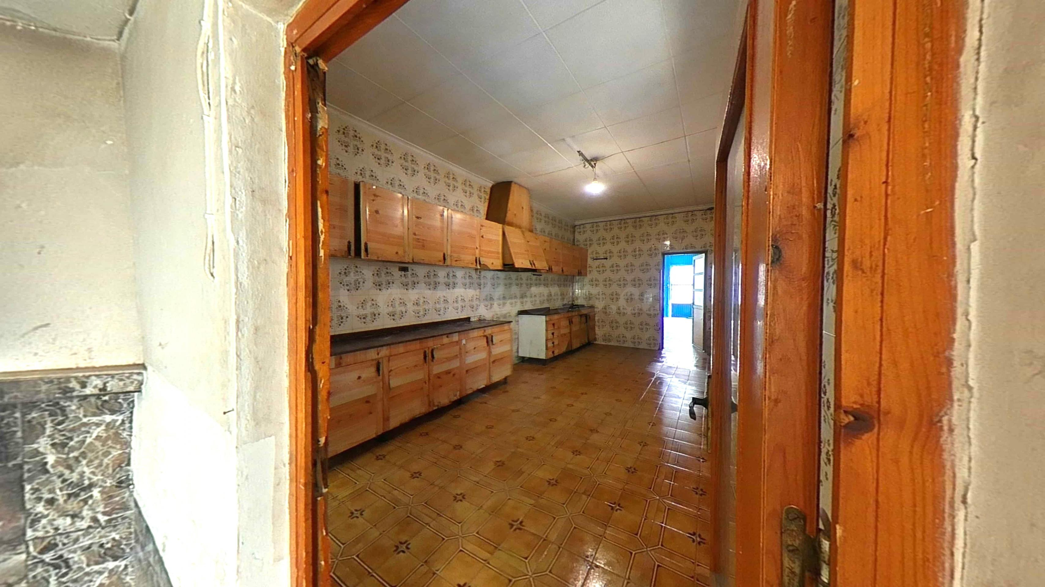 Magnifica Casa en zona urbana de Avileses Calle del Carmen. - foto 4