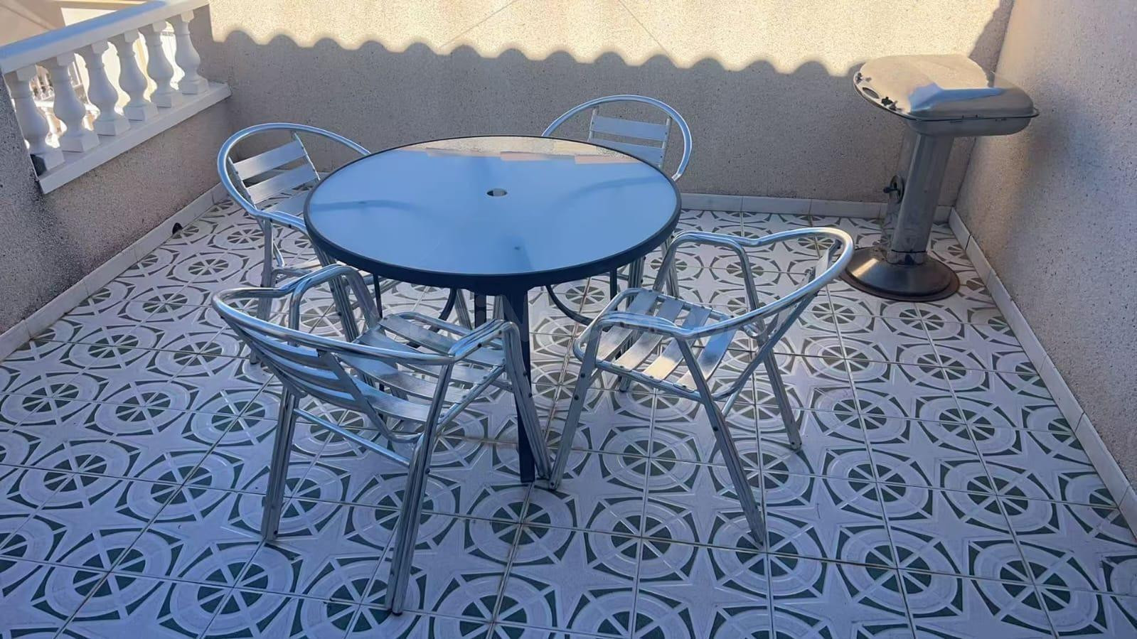 Encantador Bungalow en Rojales Hills - Oportunidad Única