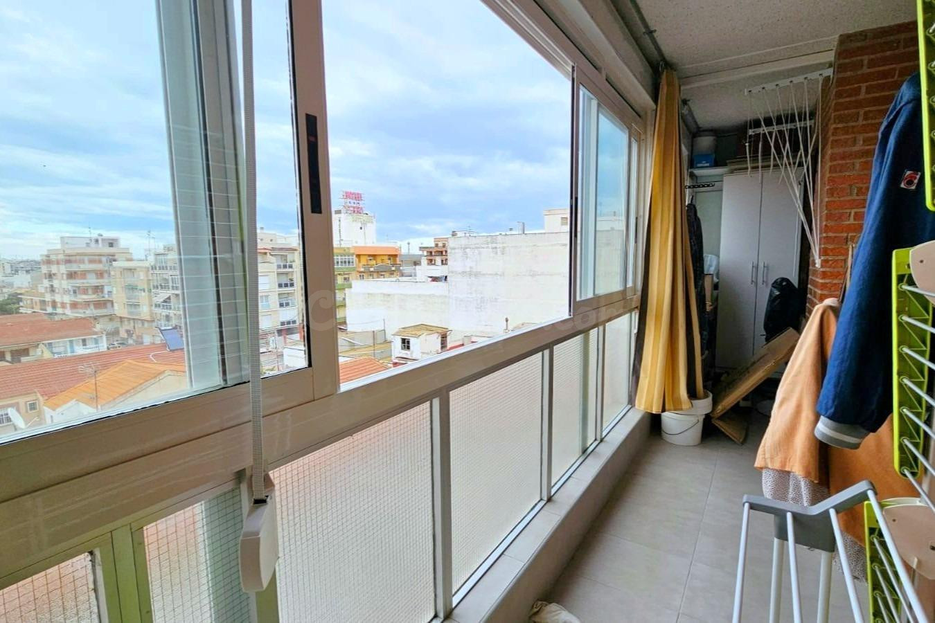Ático espacioso y bien cuidado (86 m2 - 4.ª planta) con 2 do - foto 4