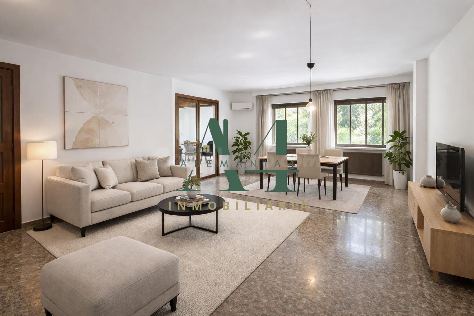 Gran vivienda en pleno centro de Caceres
