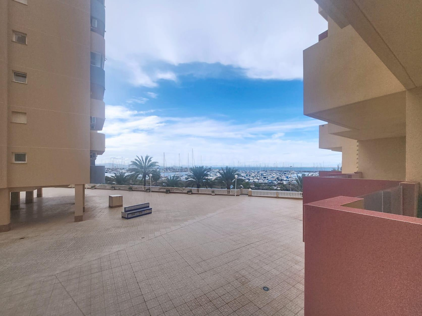 Exclusivo Apartamento de Lujo con Vistas al Mar en La Manga  - foto 4