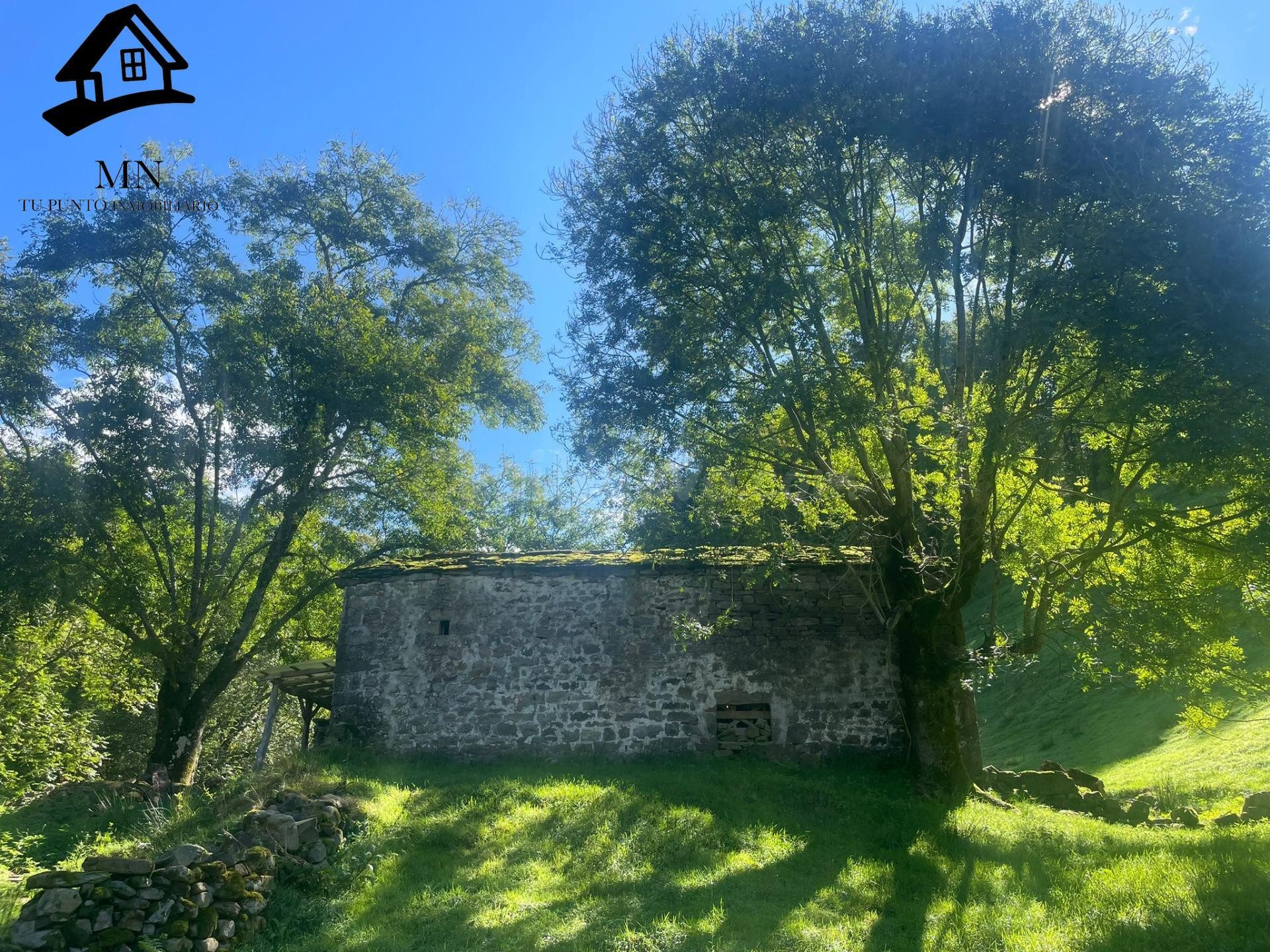 CABAÑA PARA REFORMAR EN EL CORAZÓN DE SELAYA