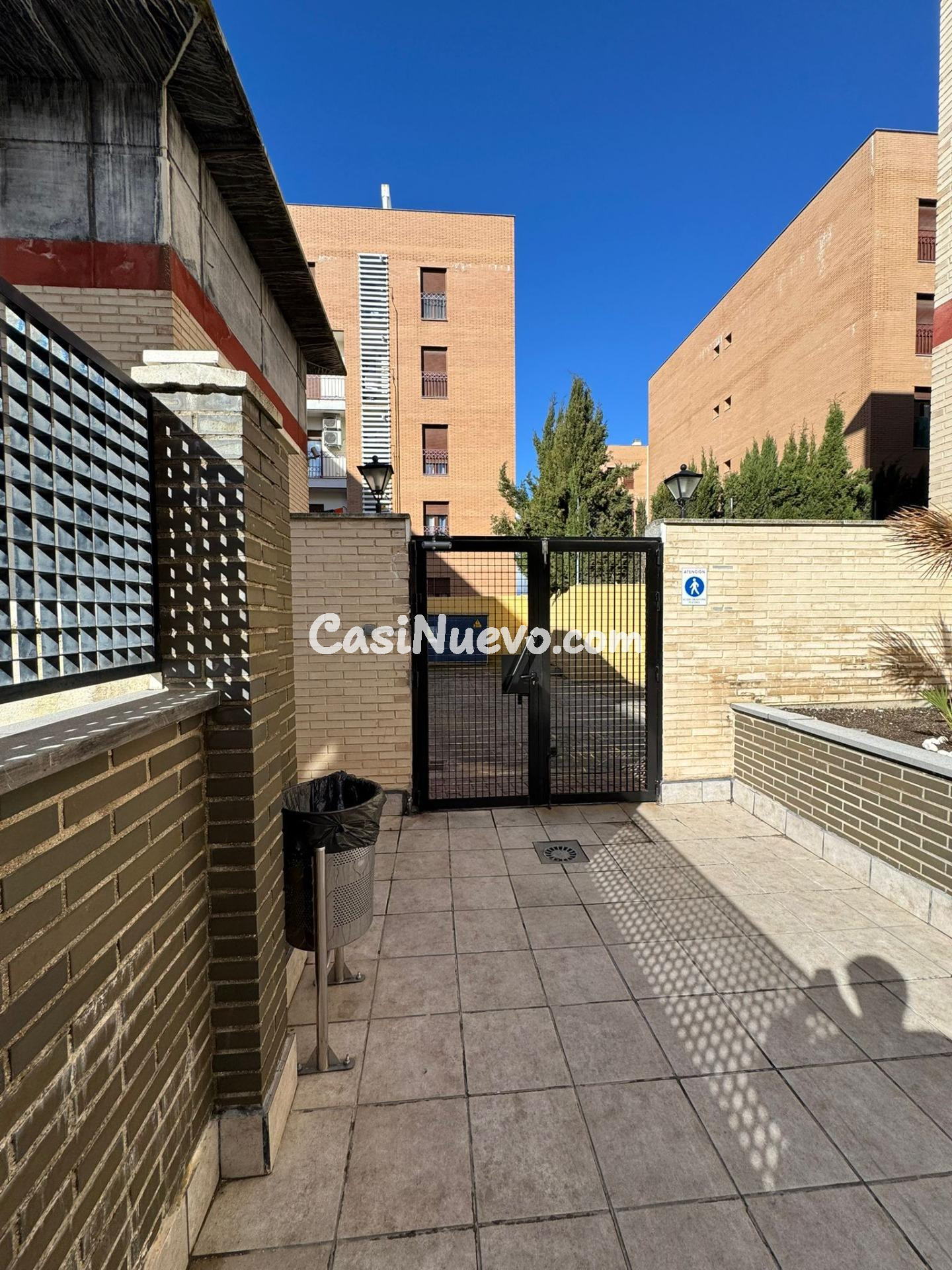 Piso en Urbanización en calle Mártires de Ocaña - foto 2