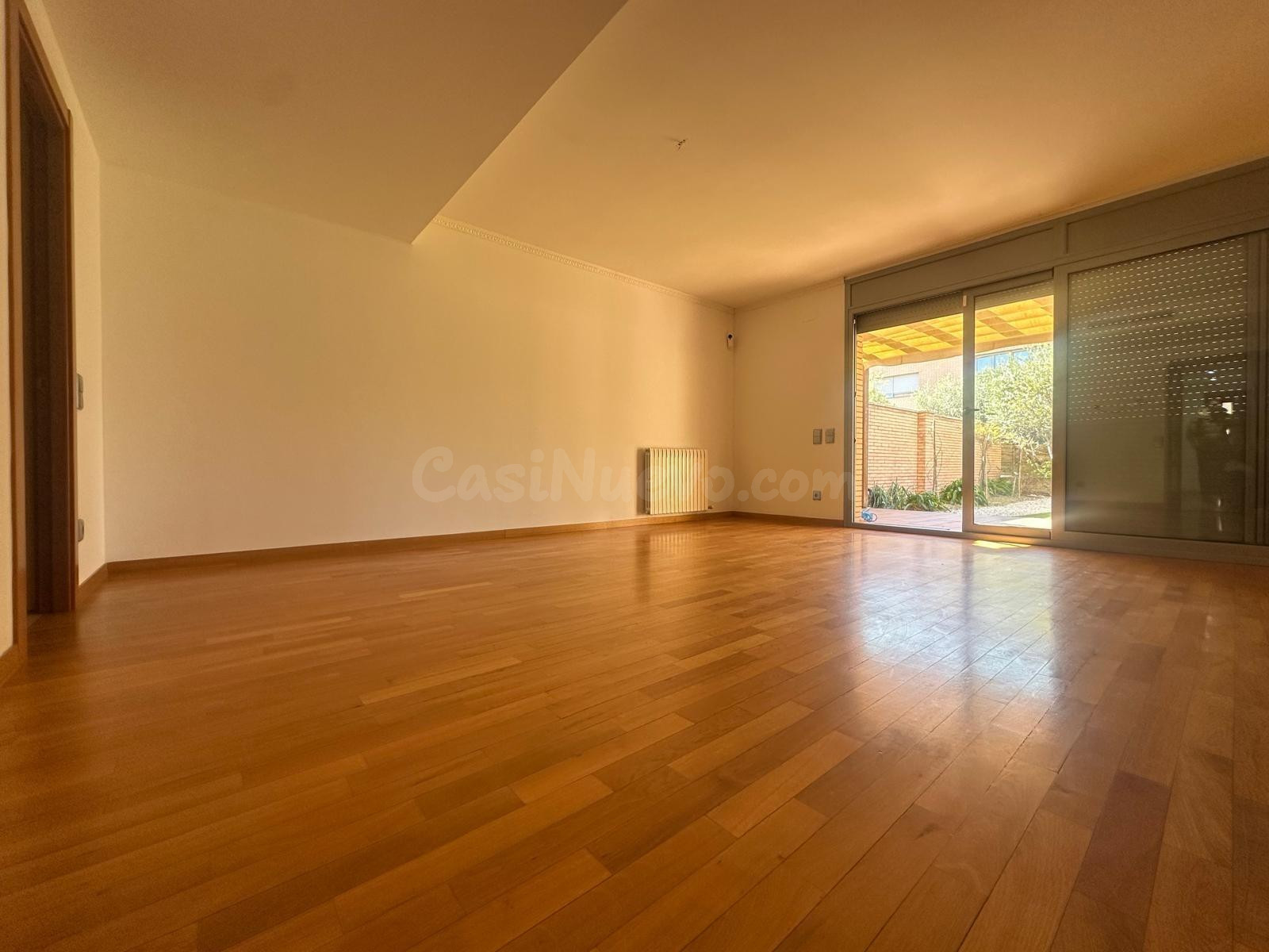 Exclusivo Pareado en Castellar del Vallès - Modernidad y Confort