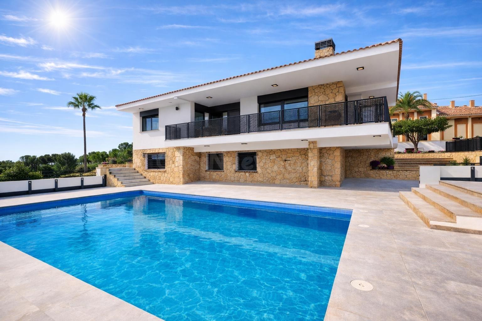 Villa de lujo en venta La Nucia - foto 4