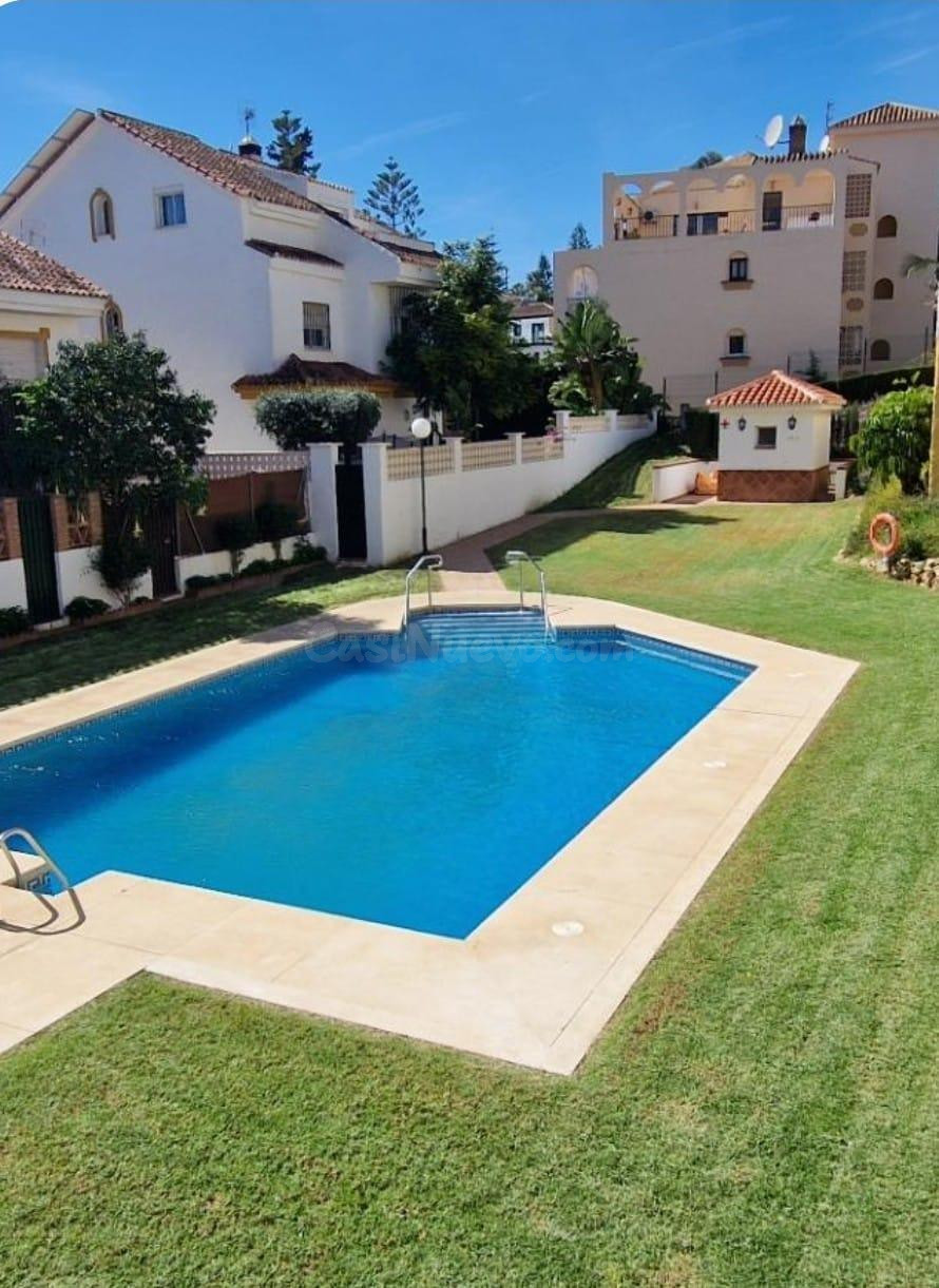 Exclusivo Adosado en La Sierrezuela, Mijas - Oportunidad Única