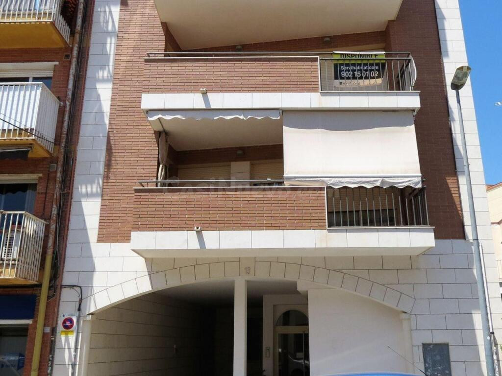 Local comercial con gran visibilidad en zona céntrica – Torr - foto 2