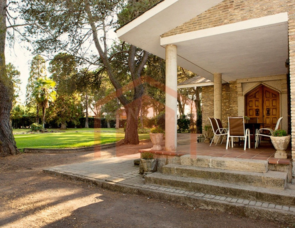 Chalet exclusivo a un paso de Salamanca - foto 3