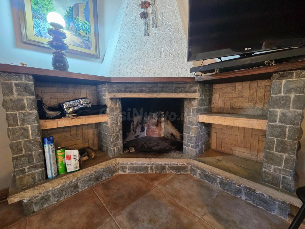 Casa con piscina, licencia turística y gran parcela edificab - foto 4