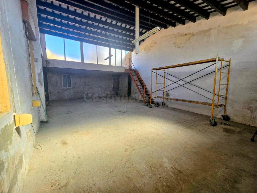 Espacio diáfano y versátil en el centro de Canet - foto 5