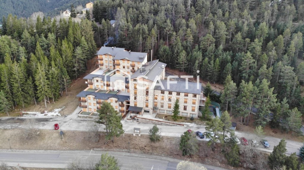Se vende en exclusiva hotel con 45 habitaciones