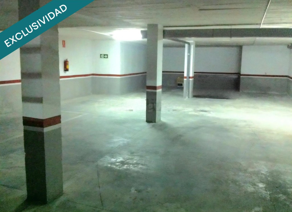 Una grán plaza de garaje en el centro de Collado Villalba, C - foto 3