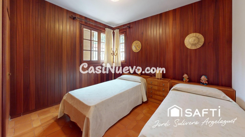 CHALET CON VISTAS ESPECTACULARES, BODEGA Y CAMPO DE FÚTBOL! - foto 23