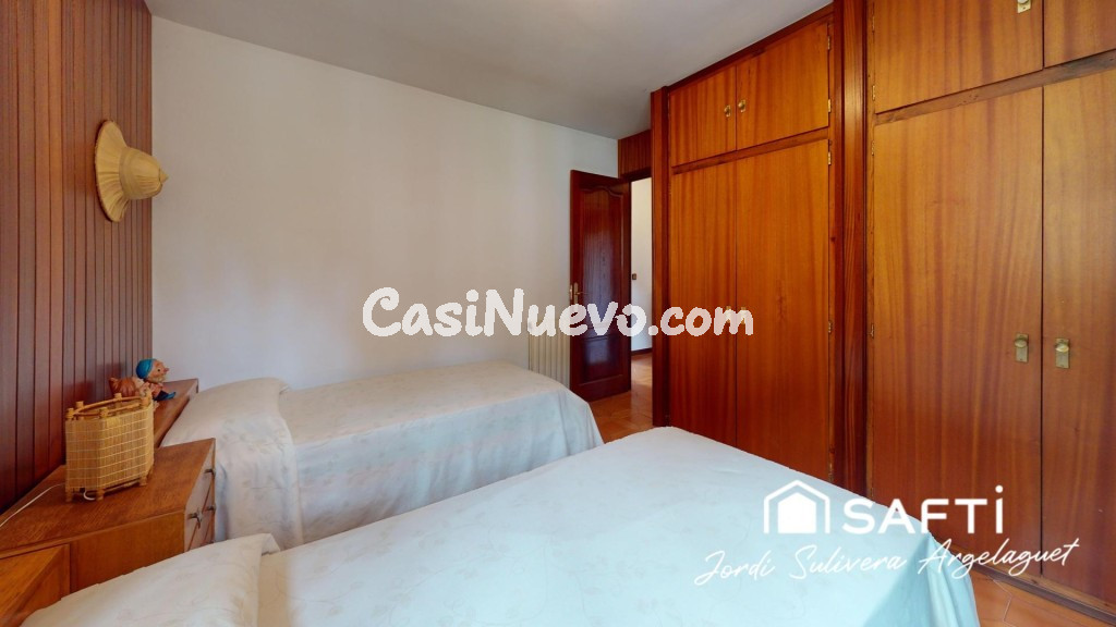 CHALET CON VISTAS ESPECTACULARES, BODEGA Y CAMPO DE FÚTBOL! - foto 25