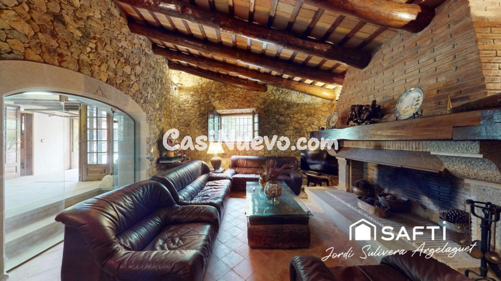 CHALET CON VISTAS ESPECTACULARES, BODEGA Y CAMPO DE FÚTBOL! - foto 43
