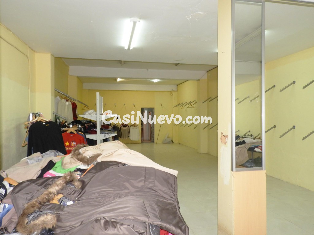 Local comercial en calle Pedro Viruela 154m2 - foto 3
